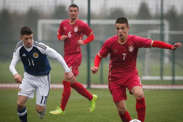 NOVA KRAĐA NA TOPČIDERSKOM BRDU: Partizan doveo Zvezdino čudo od deteta!