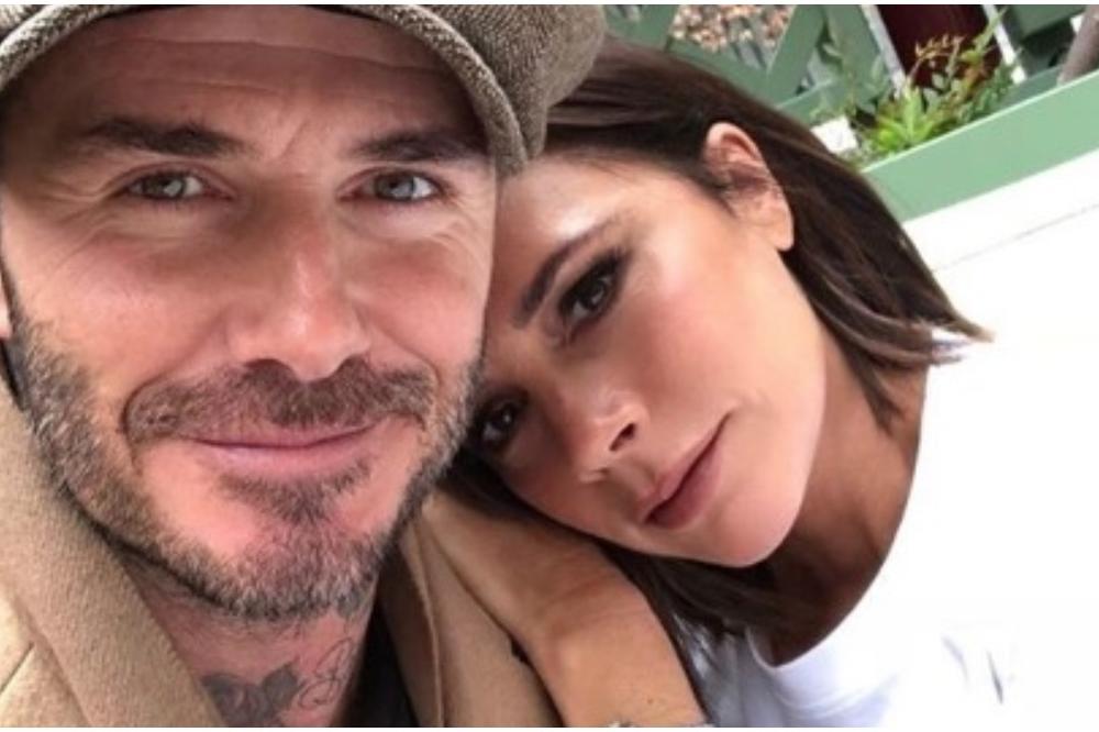 SLAVNI I BOGATI, A ŽIVE SASVIM OBIČNO: Ćerka Dejvida i Viktorije Bekam čisti ŠTALU!(FOTO)