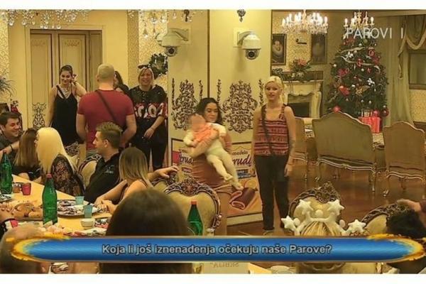 SKANDAL NEVIĐENIH RAZMERA: U Parove uveli pravu BEBU, ukućani je prihvatili sa oduševljenjem