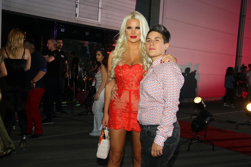 SANJA I MATORA STAJU NA LUDI KAMEN?! Sanja pred čitavom nacijom progovorila na ovu škakljivu temu i šokirala!