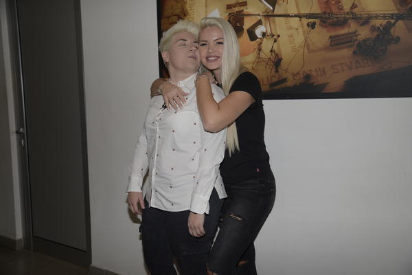 NIJE NI ČUDO ŠTO JE PREŠLA NA ŽENE! Sanja krije BOLNU PROŠLOST sa dečkom zbog kog nije mogla dugo da se OPORAVI