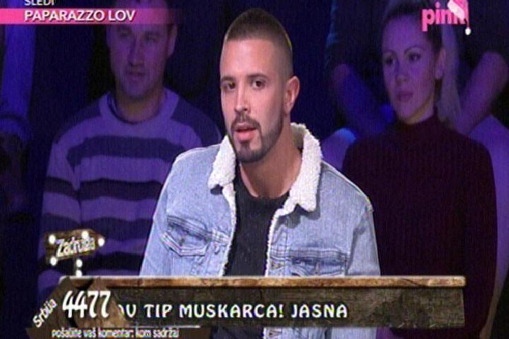 SADA MUVA LUNU, ALI SA OVOM PEVAČICOM JE BIO PRE ZADRUGE! Isplivala fotka Petra Tojagića sa NJOM!