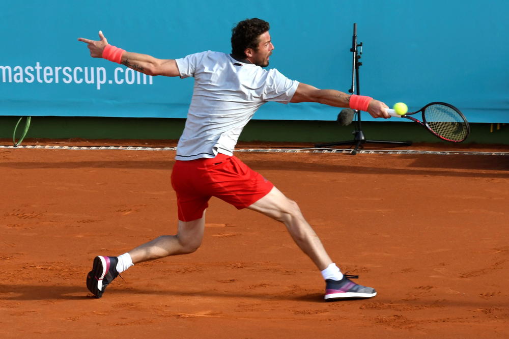 SLAVNI TENISER POTPUNO ODLEPIO: Devojku nemam, seks me ne zanima, ljudi nisu izgradili piramide, religija je laž!