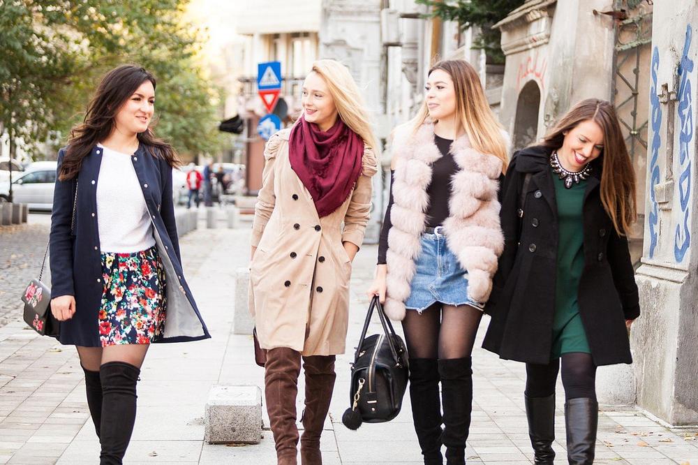 SRPKINJE U EVROPSKOM VRHU PO GLEDANJU EROTSKIH FILMOVA! Zaprepastićete se kad čujete omiljene KATEGORIJE!