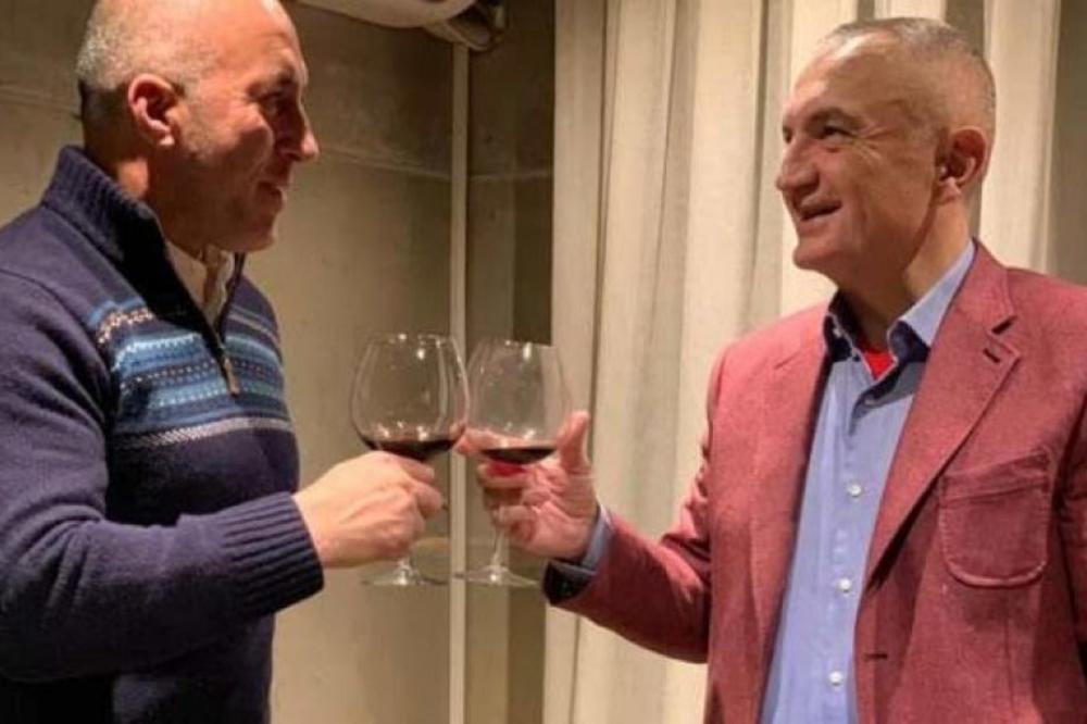 HARADINAJ UDARIO ŠAMAR SVIMA - NIKADA NISMO BILI BLIŽI UJEDINJENJU! Nazdravlja i priziva stvaranje VELIKE ALBANIJE