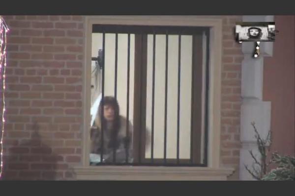 AGONIJA TRAJALA DO RANE ZORE: Šta se desilo s Miljanom nakon što je pokušala da ISEČE VENE? (VIDEO)