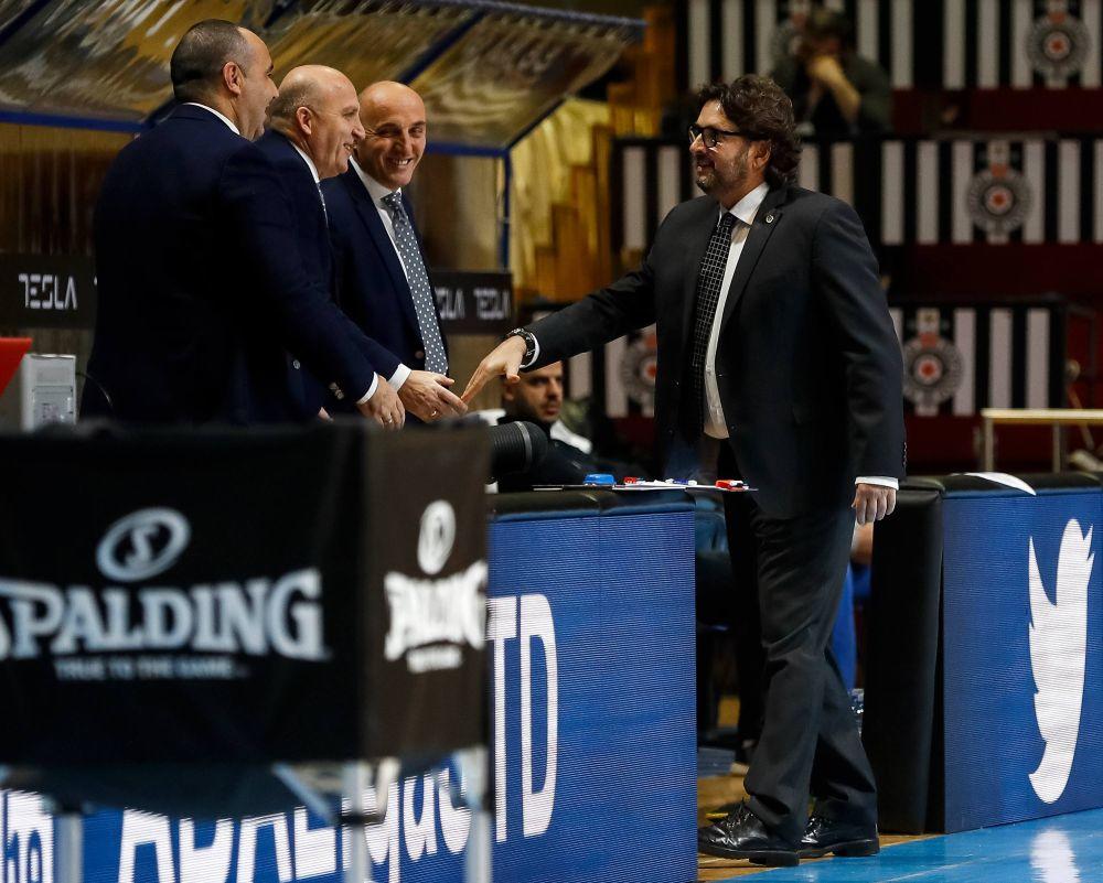 Andrea Trinkijeri pred početak meča protiv Mornara  