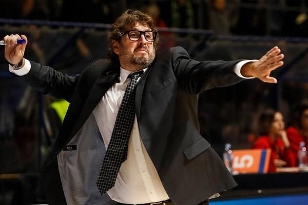 KAO NEKAD DULE VUJOŠEVIĆ: Andrea Trinkijeri je za kratko vreme postao ikona Grobara, a dobio je i specijalan doček!