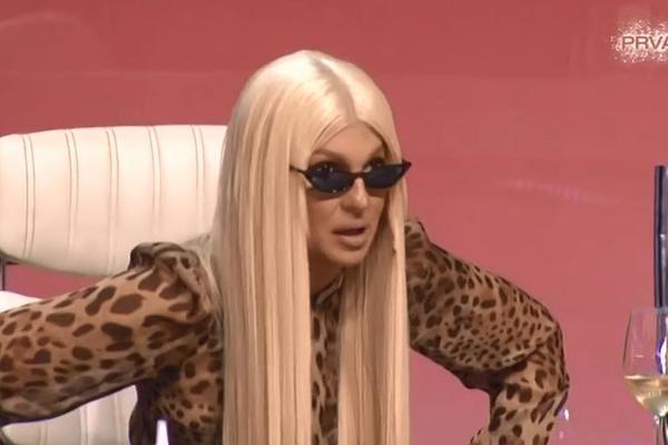 JELENA KARLEUŠA OPET PRAVILA HAOS U ZVEZDAMA GRANDA! Evo koju devojku je nazvala KOLIBRI NA STEROIDIMA
