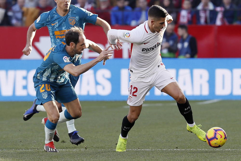 Real se opet obrukao! Golčina Grizmana iz slobodnjaka spasila Atletiko protiv Sevilje, Barsa trlja ruke!