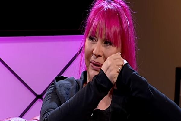 PRVI NASTUP POSLE ŠABANOVE SMRTI BAŠ TAMO GDE JOJ JE KUM POGINUO: Tri meseca posle TRAGEDIJE, Zorica peva OVDE!