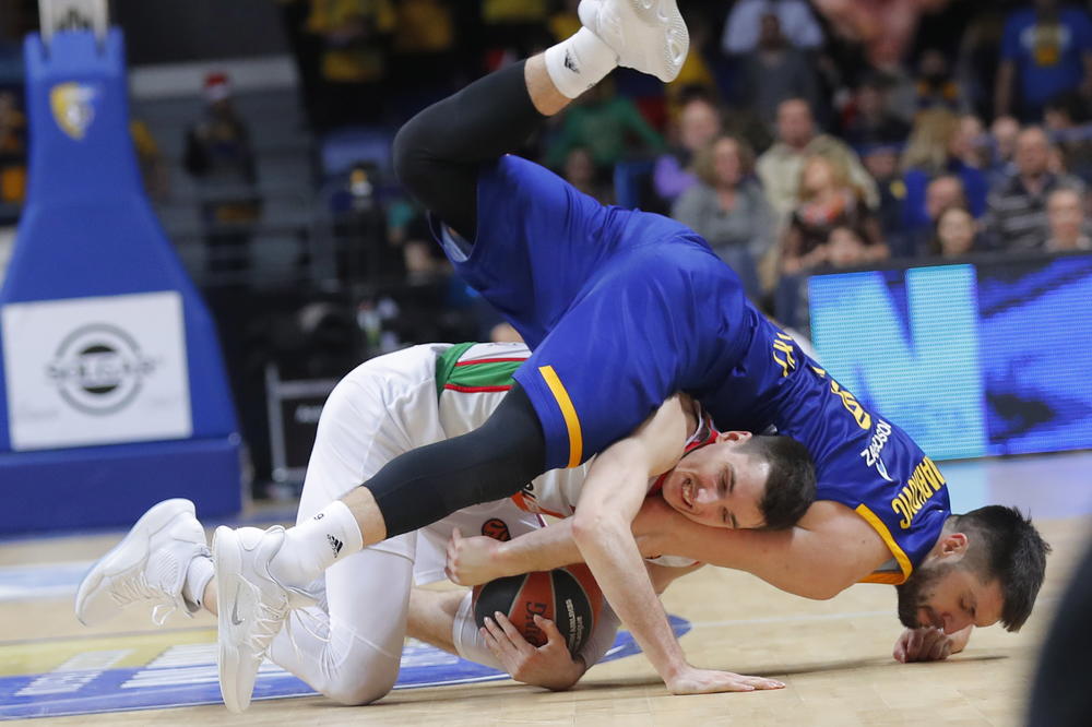 SRPSKI DERBI HIMKIJU: Stefan Marković srušio Fener, Micićev Efes protutnjao Kaunasom kao brzi voz!