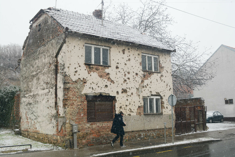 Izrešetane kuće u Vukovaru  