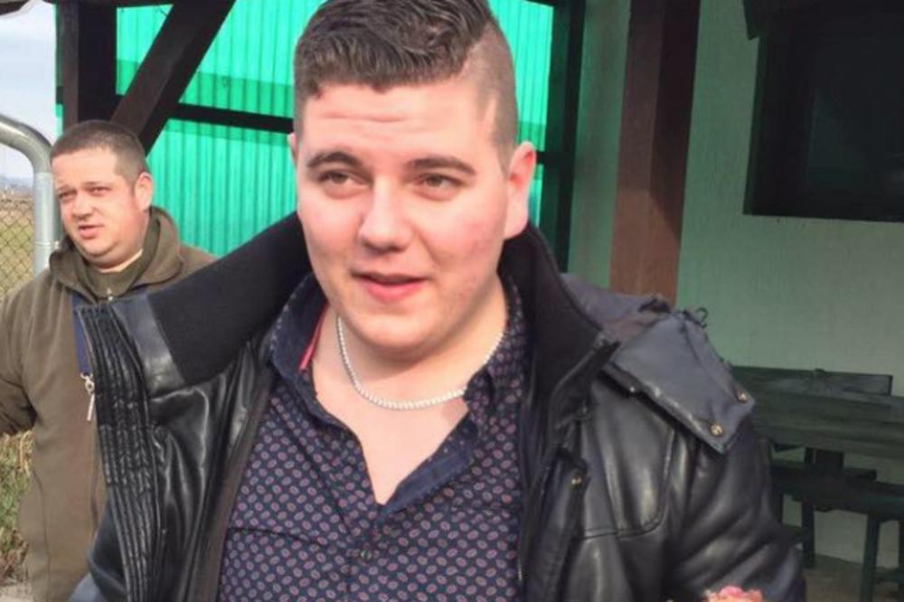 PIJAN DIVLJAO AUTOM, PA GA NAJURILA POLICIJA: Hrvat koji je čestitao Božić ODSEČENOM SRPSKOM GLAVOM se LUDO BAHATI!