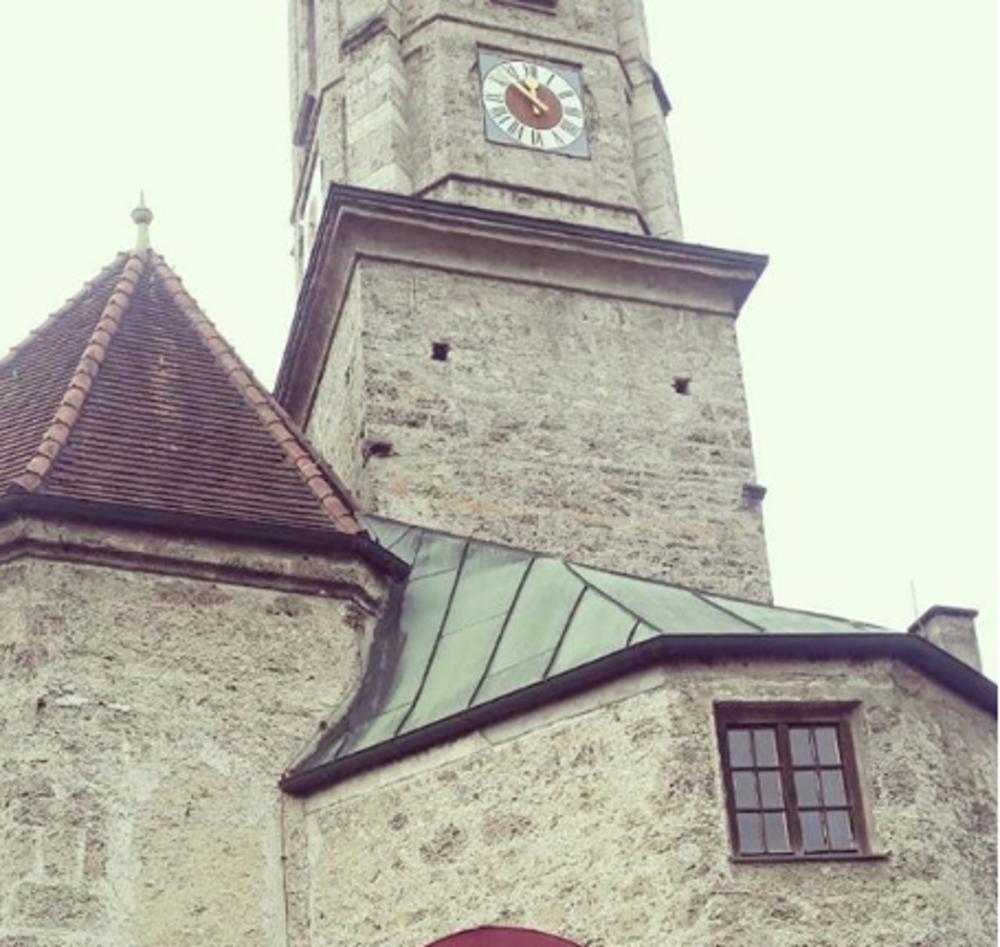 Sastojke za kolače dobavlja iz sprkih manastira  