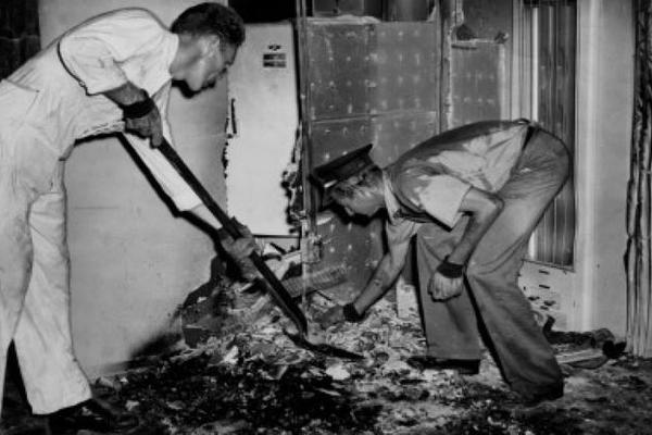 POTPUNO JE IZGORELA, A SVE OSTALO U STANU JE BILO NETAKNUTO: Smrt ove žene i posle pola veka je NERAZJAŠNJENA