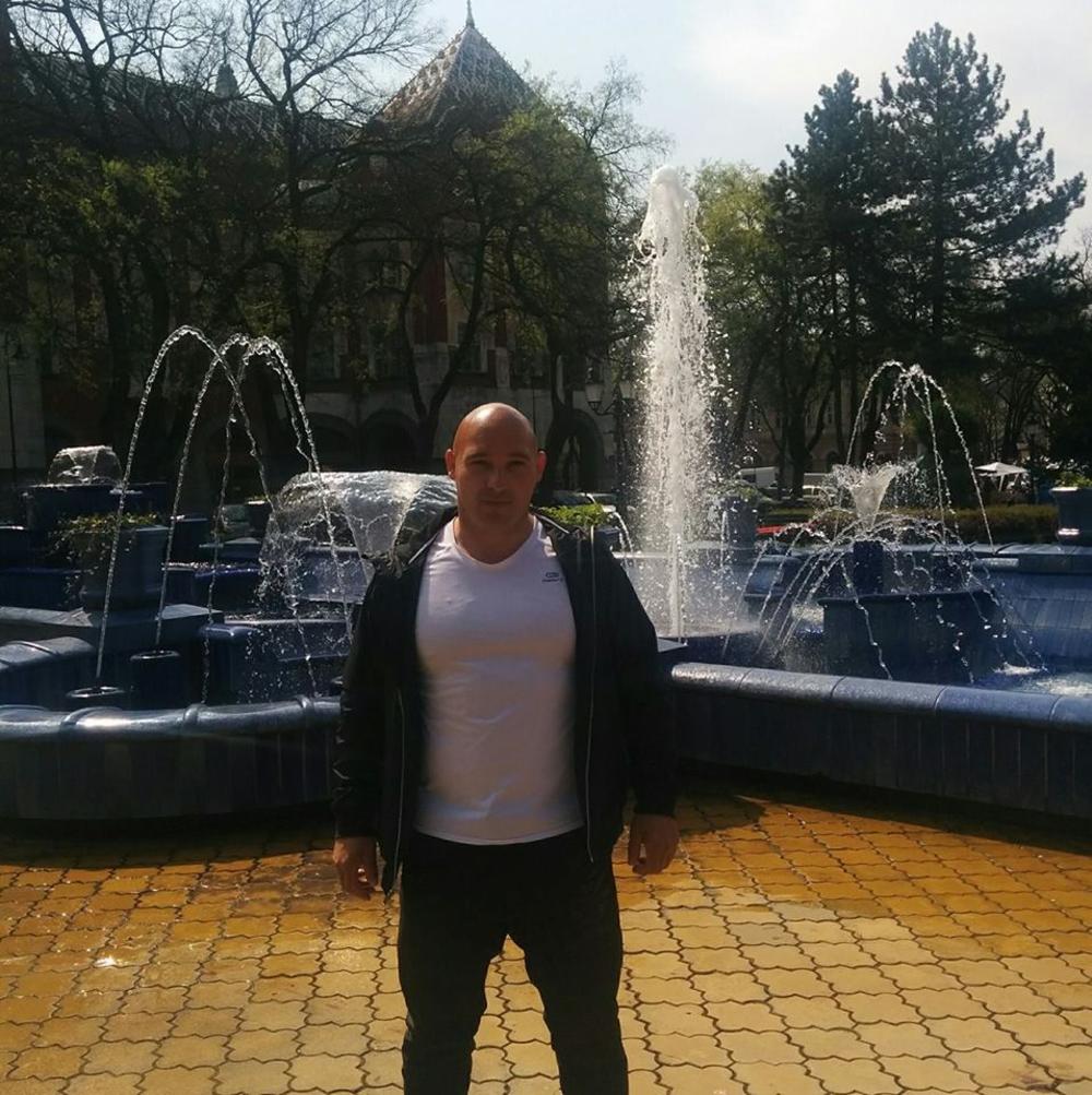 Čaba Der  je u bekstvu  