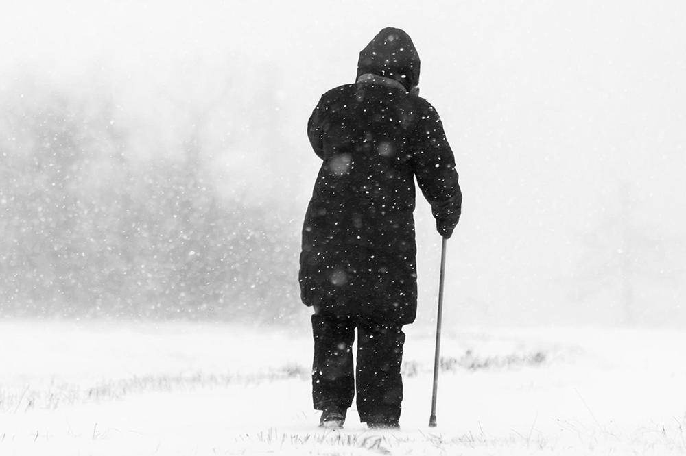 PALA JE U SNEG I VIŠE NIJE USTALA JER NJENE VAPAJE NIKO NIJE ČUO! Stravična smrt starice iz Prijepolja