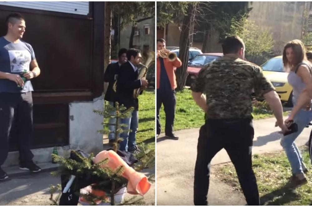 DO SADA NEVIĐENI SNIMAK KIJE I SLOBE PRE ZADRUGE: On peva po ulici, ona s BLATNJAVIM CIPELAMA igra u kolu! (VIDEO)