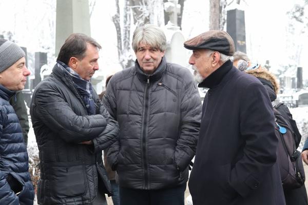 ZNA SE KO JE SVE IZREŽIRAO! Legende Zvezde pričale Hrvatima o čuvenom meču na Maksimiru!