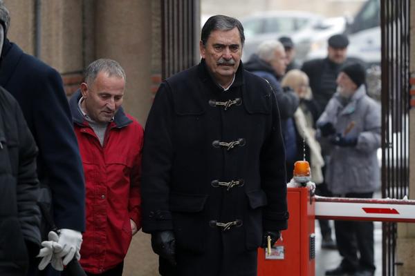 VLADE ĐUROVIĆ UDARIO PO ZVEZDINOM STRANCU: "Nema ga kada je teško, meni se ne sviđa njegova mehanika šuta"