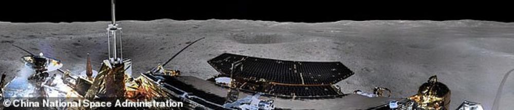 Panorama tamne strane Meseca 