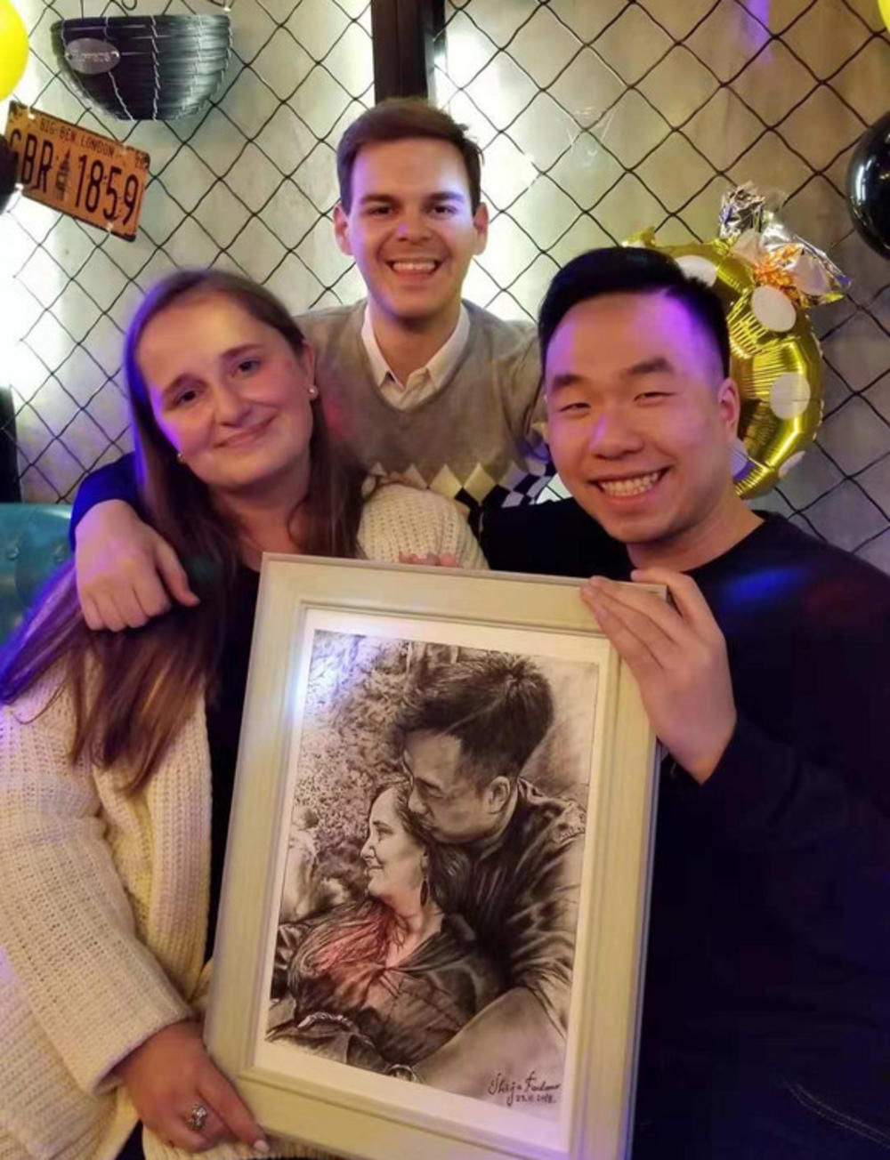 Ilija Fonlamov Francisković (22) sa novim društvom  