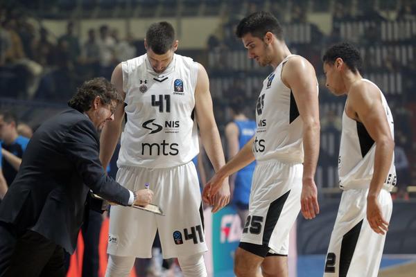 LOŠE VESTI ZA TRINKIJERIJA: Partizan drastično oslabljen putuje u Nemačku!