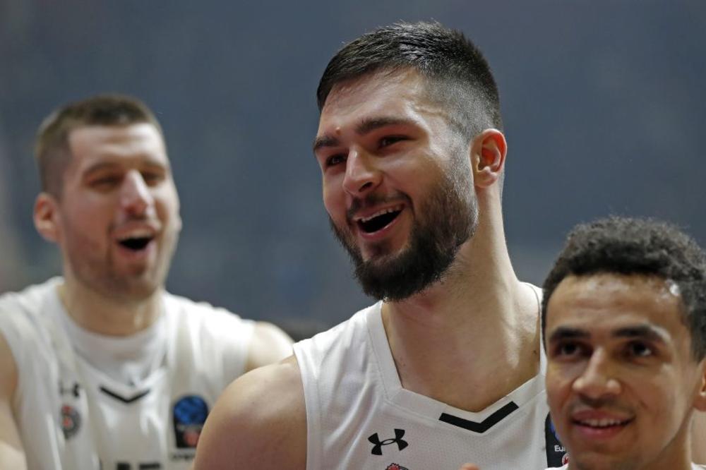 POKAZALI SMO OZBILJAN KARAKTER: Novajlija Partizana objasnio visoku petorku na kraju meča!