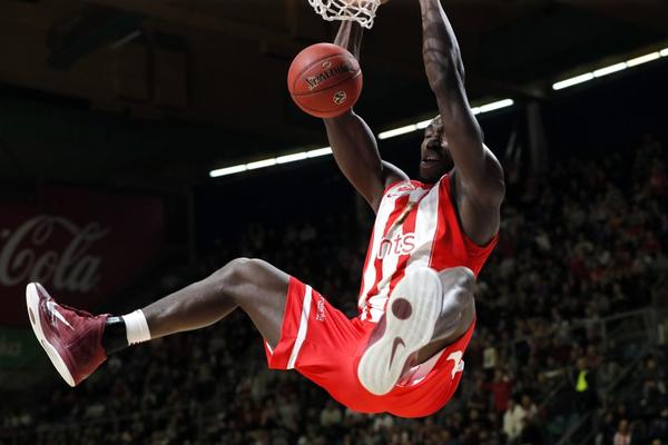 ODŽO JE I ZVANIČNO POSTAO SRBIN: Ovako je Zvezdin džin proslavio plasman u Evroligu!