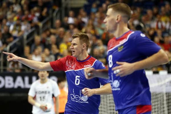 RUSI IZNENADILI PANCERE: Remi koji Srbiji nikako ne odgovara!