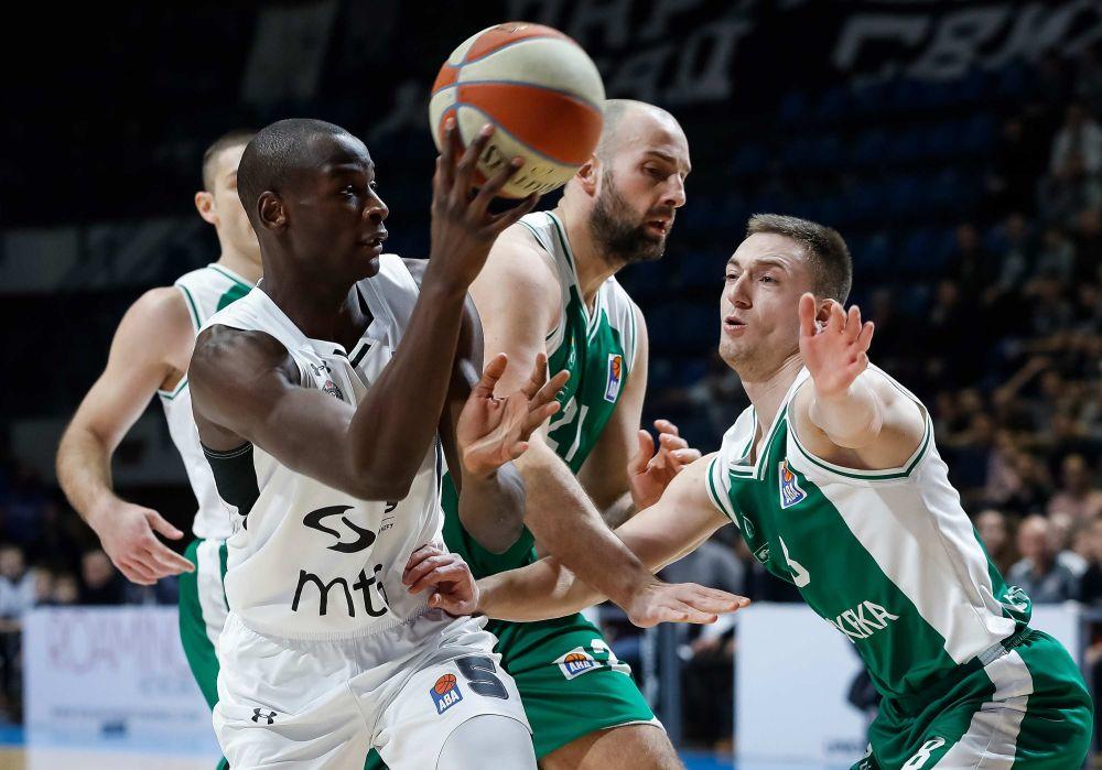 Bandža Si će igrati protiv rođenog brata  