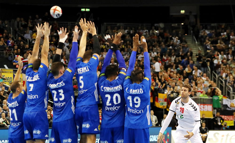 Bogdan Radivojević postiže neverovatan gol  