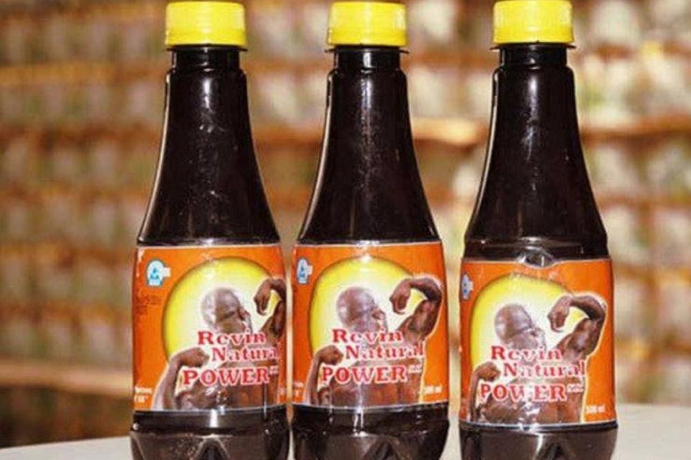 NIJE MU SE SPUSTIO SEDAM SATI: Piće AFRODIZIJAK povučeno iz prodaje nakon užasnih iskustava muškaraca! (FOTO)