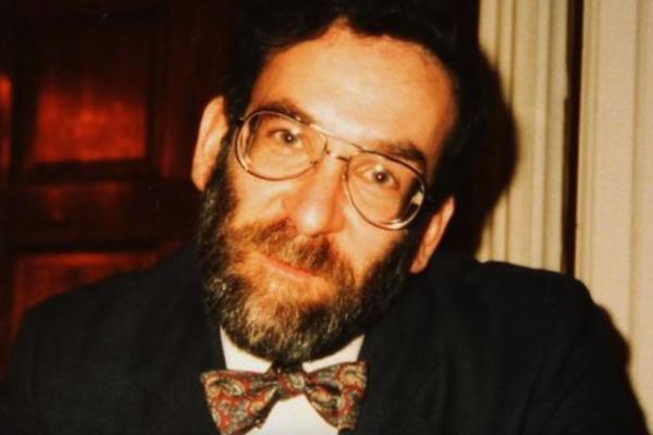 BIO JE UGLEDNI LEKAR, ALI JE KRIO JEZIVU TAJNU: Kada se saznalo šta je radio pacijentima, dobio je DOŽIVOTNU KAZNU!