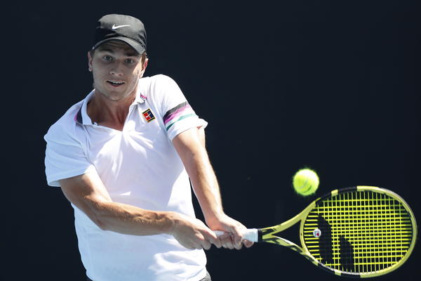 PREJAK MU JE BIO PROTIVNIK: Kecmanović odmah eliminisan u Budimpešti!