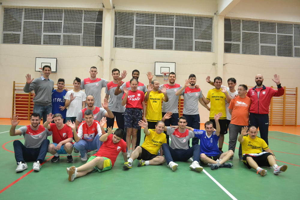 Da li možeš da pobediš ovu ekipu?  