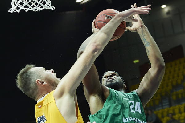 ŠPANCI ISTAKLI KANDIDATURU ZA TOP 8: Unikaha zakucala Limož za dno!