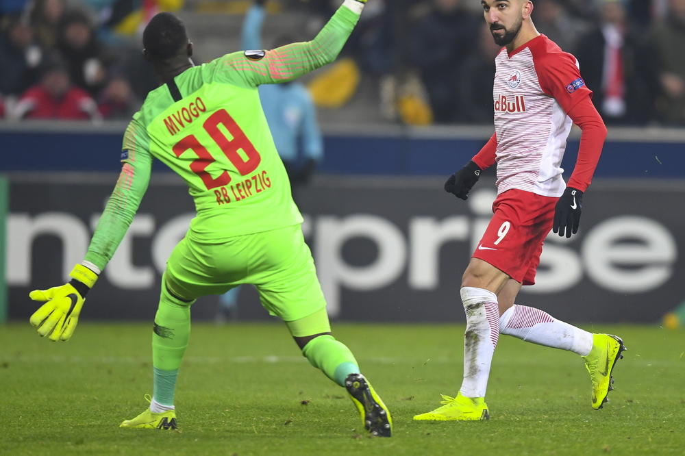 MOMAK KOJI JE MOGAO DA SRUŠI ZVEZDIN SAN O LŠ NAPUSTIO MOCARTOV GRAD: Neočekivani transfer Salcburgove devetke!