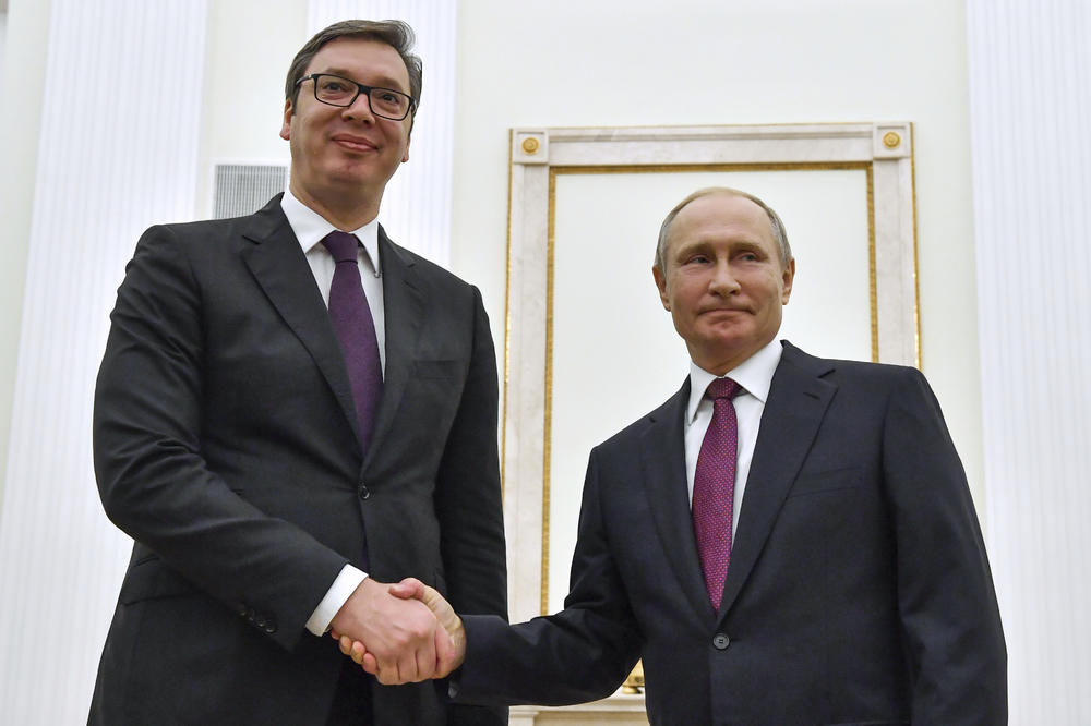 U RUSIJI VISOKO CENE ODNOSE SA SRBIJOM KOJI SE TEMELJE NA TRADICIJI: Putin čestitao Dan državnosti Srbije!