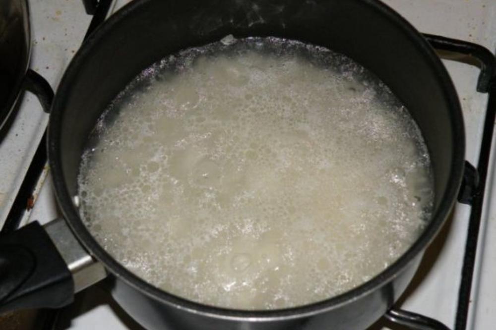 OVU NAMIRNICU SVI PODGREVAJU, A MOŽE DOVESTI DO TROVANJA: Pazite da to ne radite, U OPASNOSTI STE!