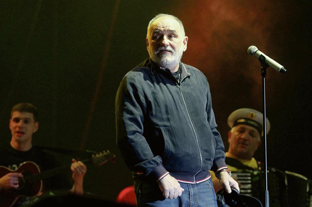 BALAŠEVIĆ JE OSTAVIO DUBOK TRAG U CELOM REGIONU: U Hrvatskoj osvanula ćirilica, cela bivša Juga se oprašta! (FOTO)