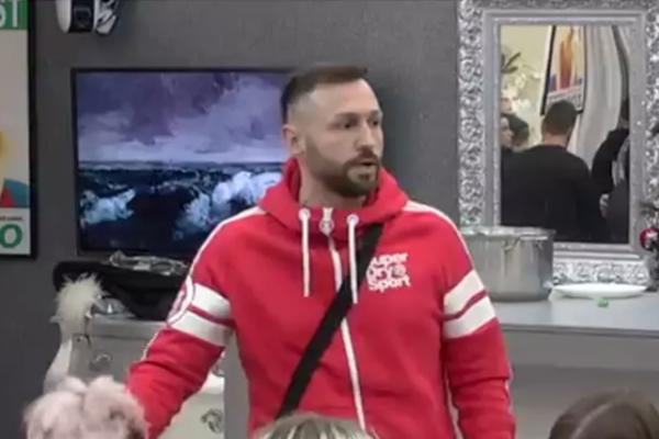 IJU, KAKAV SKANDAL! NENAD ALEKSIĆ ŠA OTKRIO DA MU JE SANJA NUDILA ZADOVOLJAVANJE: Tara se ZGRANULA! (VIDEO)