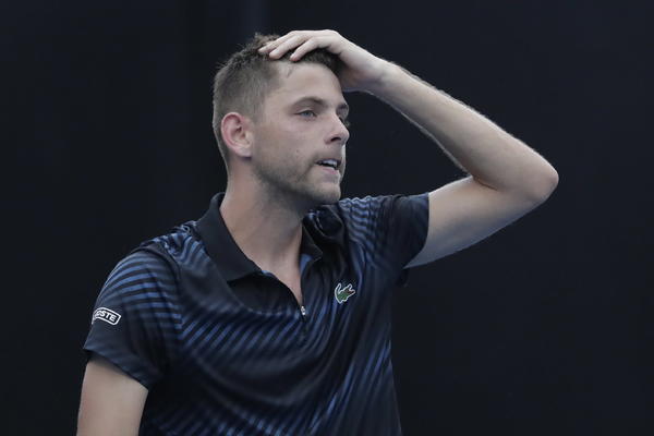 KRAJINOVIĆ ISPUSTIO JEDNOG OD NAJBOLJIH NA SVETU: Zamalo mu je izmakao meč protiv Federera u polufinalu Bazela!