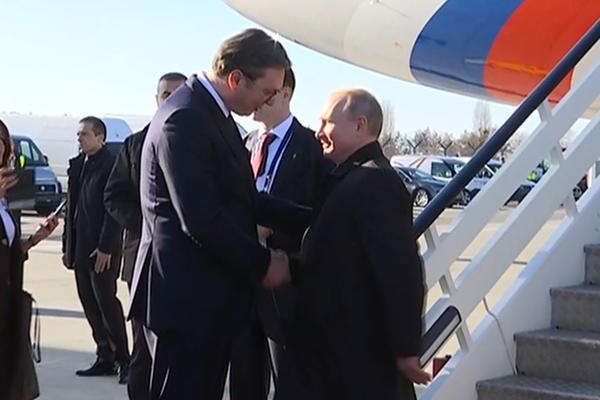 PUTIN POSLAO NAJVAŽNIJU PORUKU VUČIĆU! Srbija je na nogama. Pažljivo pročitajte šta Rusija ZAISTA ŽELI na Kosovu