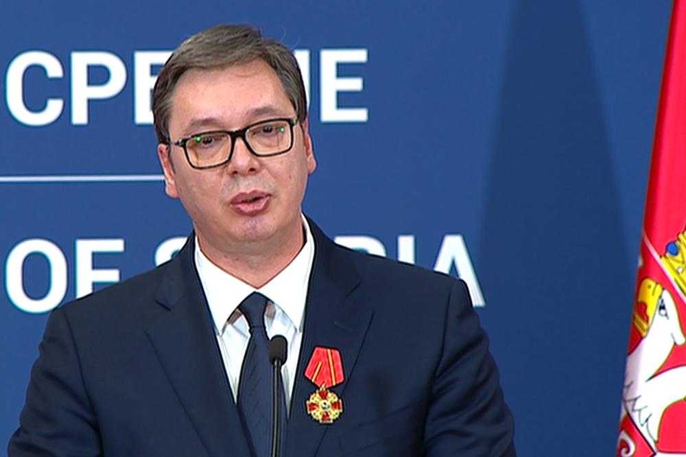 TEMA SU BILI VANREDNI IZBORI! Uže rukovodstvo SNS jutros razgovaralo sa Vučićem