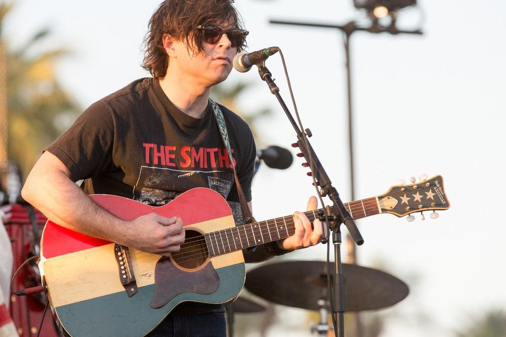 3 U 1: Američki kantautor RAJAN ADAMS objavljuje čak tri albuma ove godine (VIDEO)