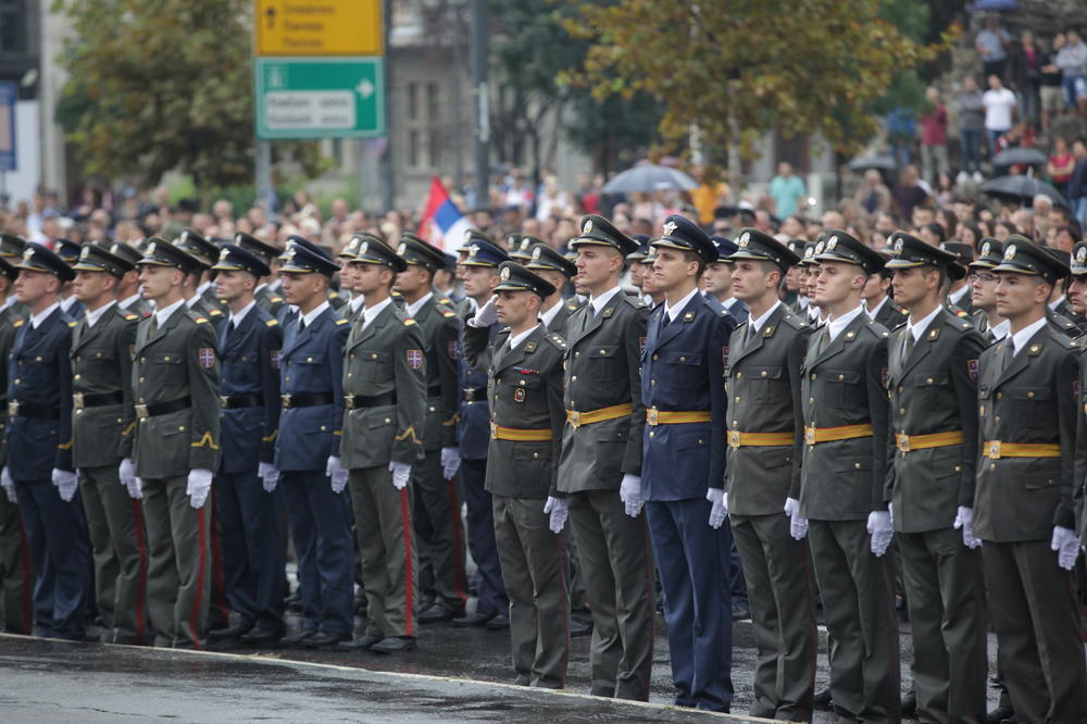 VOJNA NASTAVA PONOVO U ŠKOLAMA: Ovo su noviteti u SRPSKOM obrazovanju!