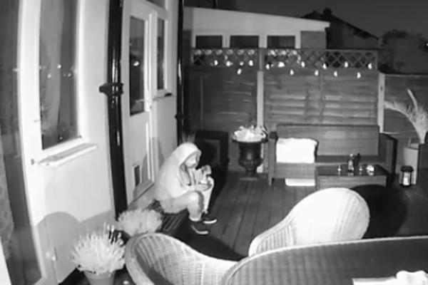 NIJE MOGAO DA ODOLI SLADOLEDU: Zločini ovog muškarca otkriveni su zbog njegove slabosti prema slatkišima! (VIDEO)