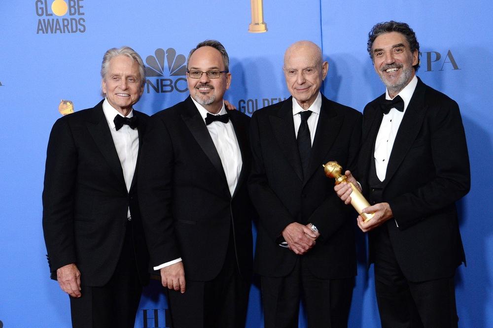 Potvrđena druga sezona serije KOMINSKY METHOD sa Majklom Daglasom (VIDEO)